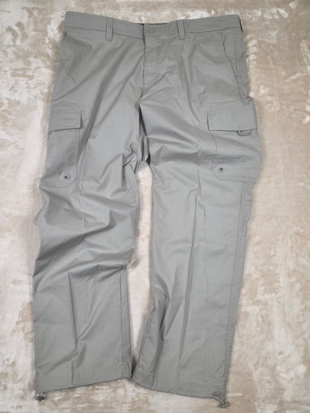 Roundtree & Yorke Outdoor Cargo Pants